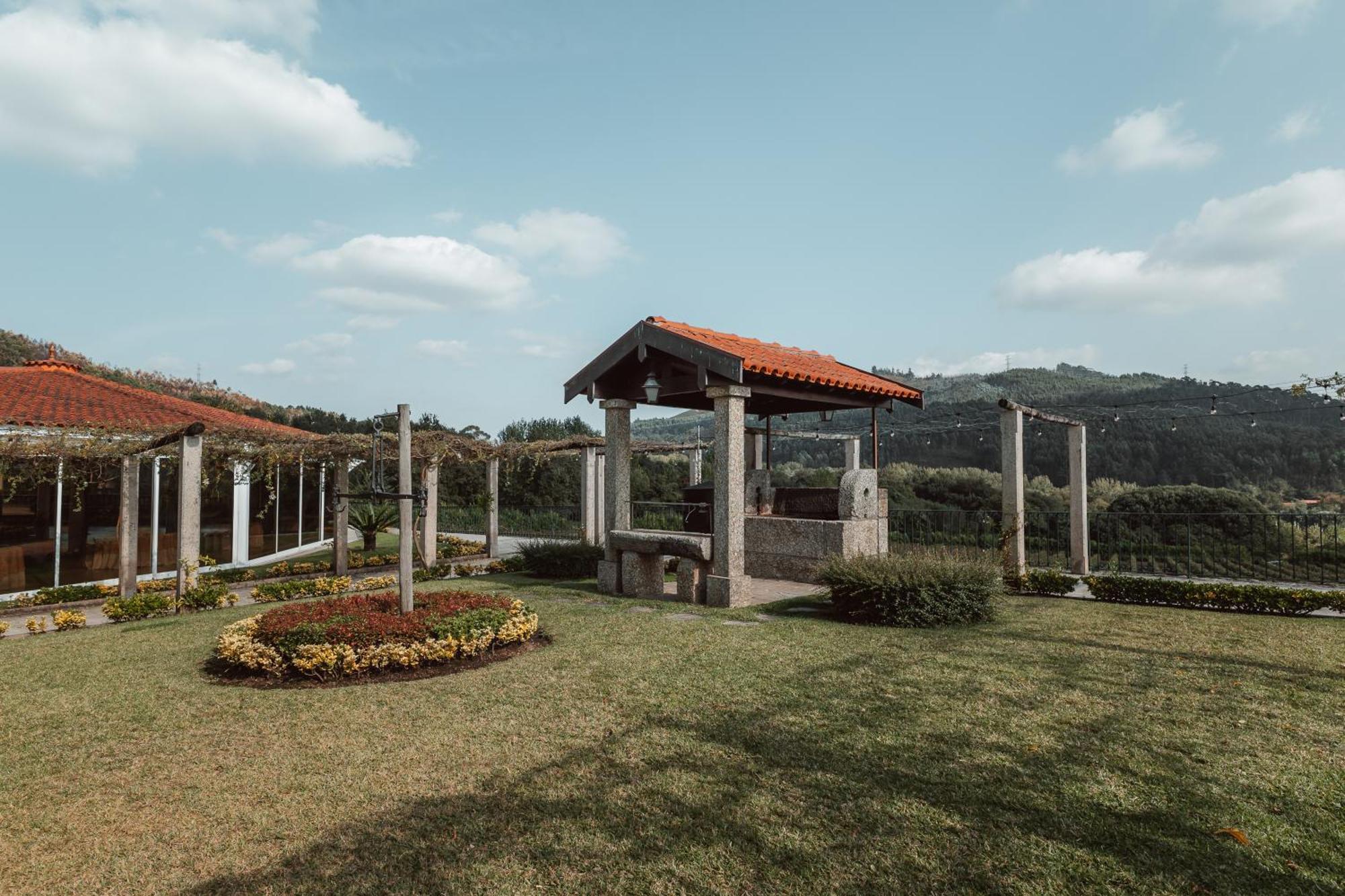 Quinta Da Eira Do Sol Villa กิมาไรส์ ภายนอก รูปภาพ