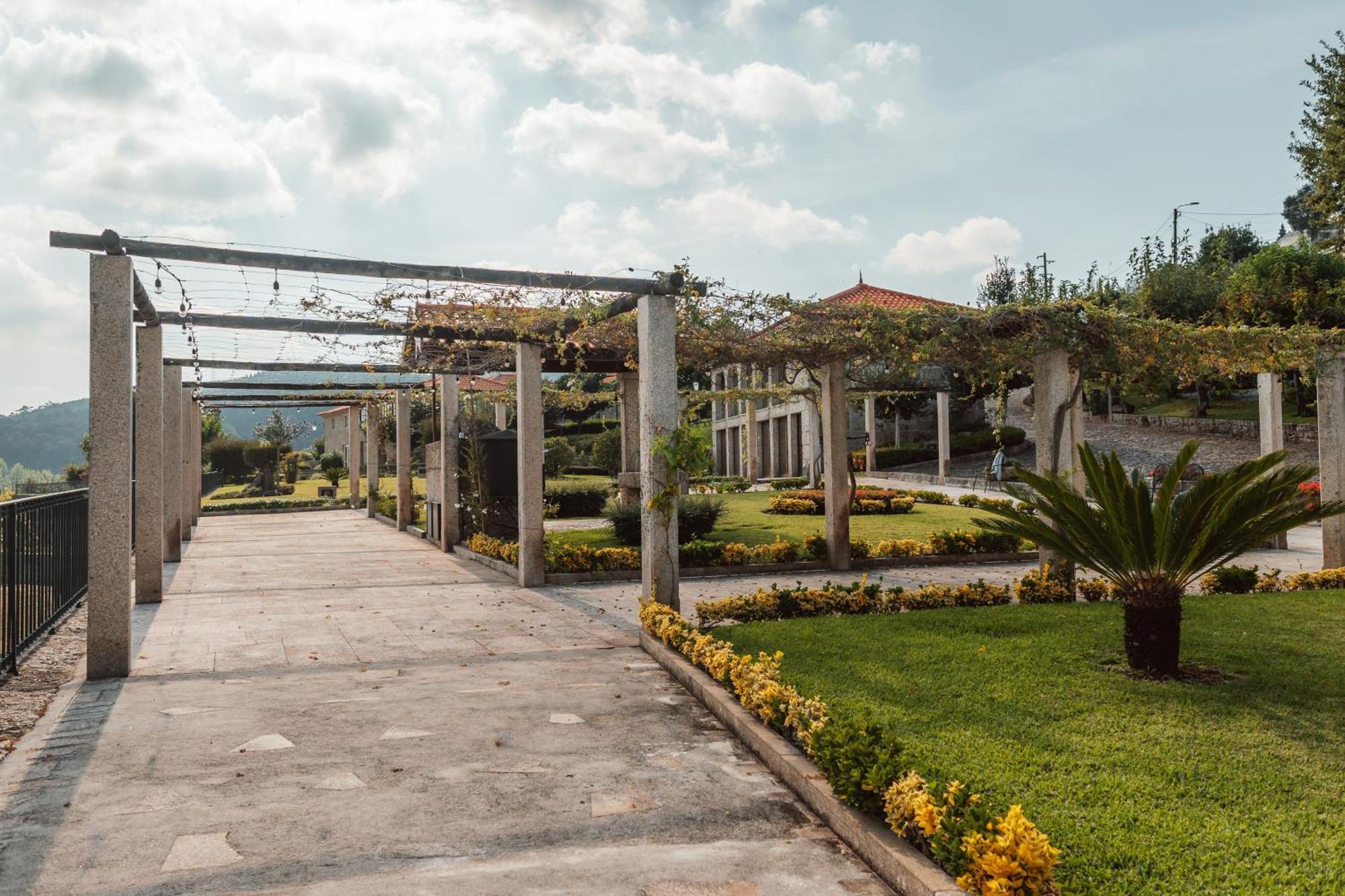 Quinta Da Eira Do Sol Villa กิมาไรส์ ภายนอก รูปภาพ