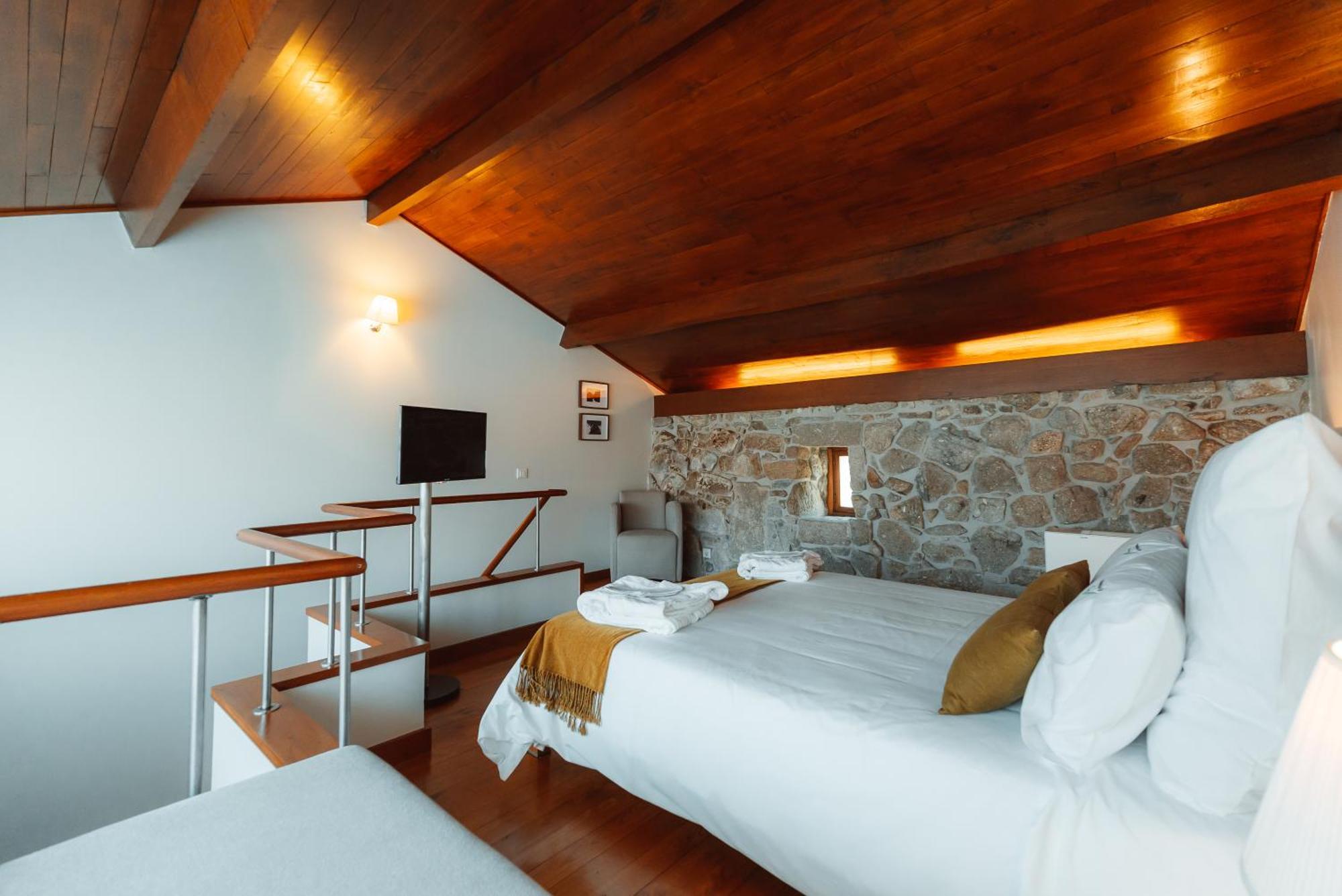 Quinta Da Eira Do Sol Villa กิมาไรส์ ภายนอก รูปภาพ