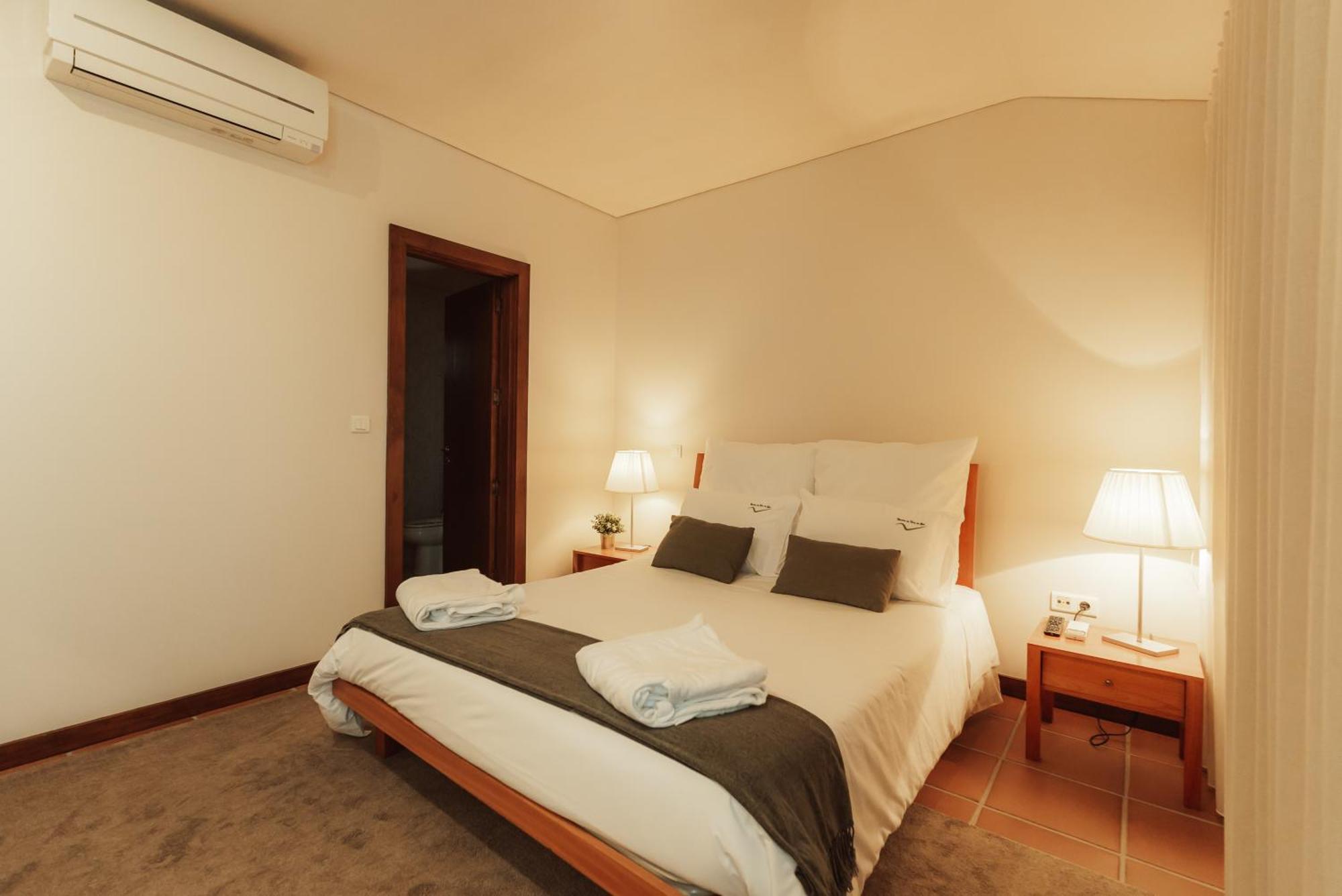 Quinta Da Eira Do Sol Villa กิมาไรส์ ภายนอก รูปภาพ